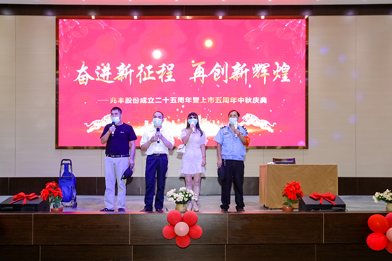 1662944331609392ku73.jpg 13.jpg