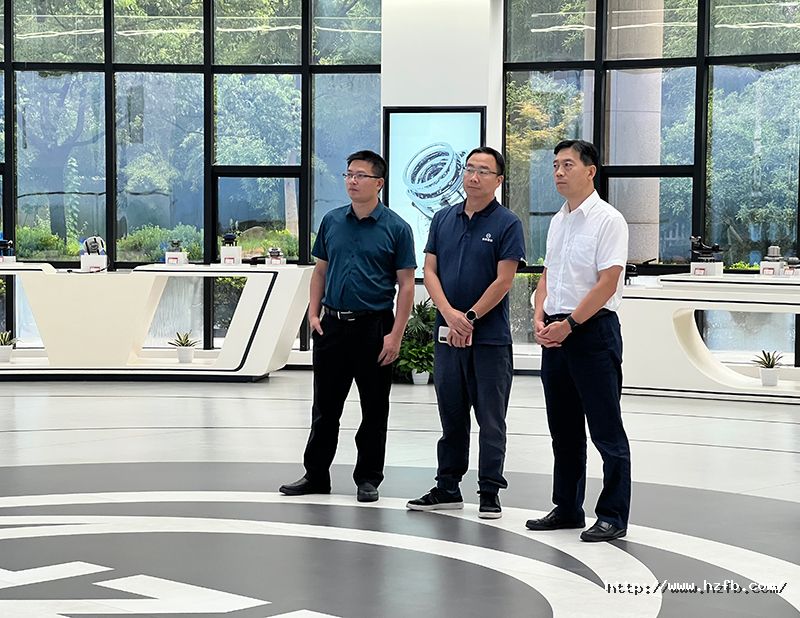 1693469932243415OZGE.jpg 1-封面.jpg