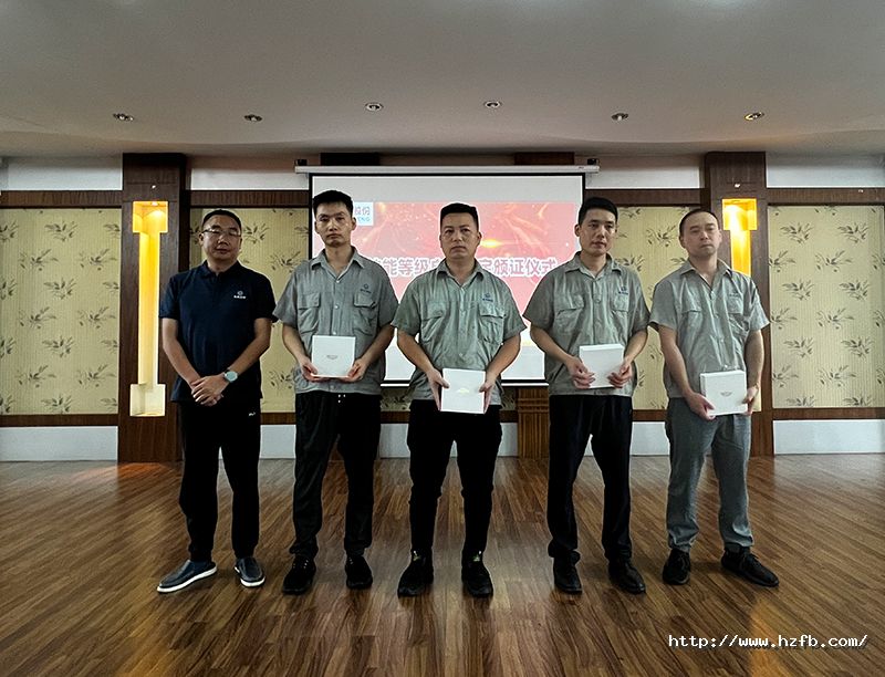 17199958693286959bB3.jpg 6.jpg